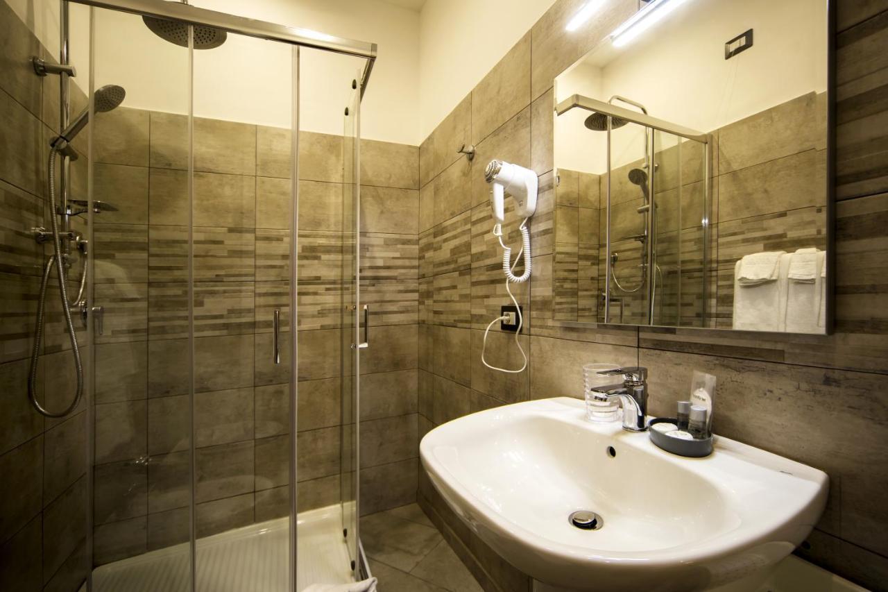 Residenza Tupini, S.Pietro Suites Roma Esterno foto