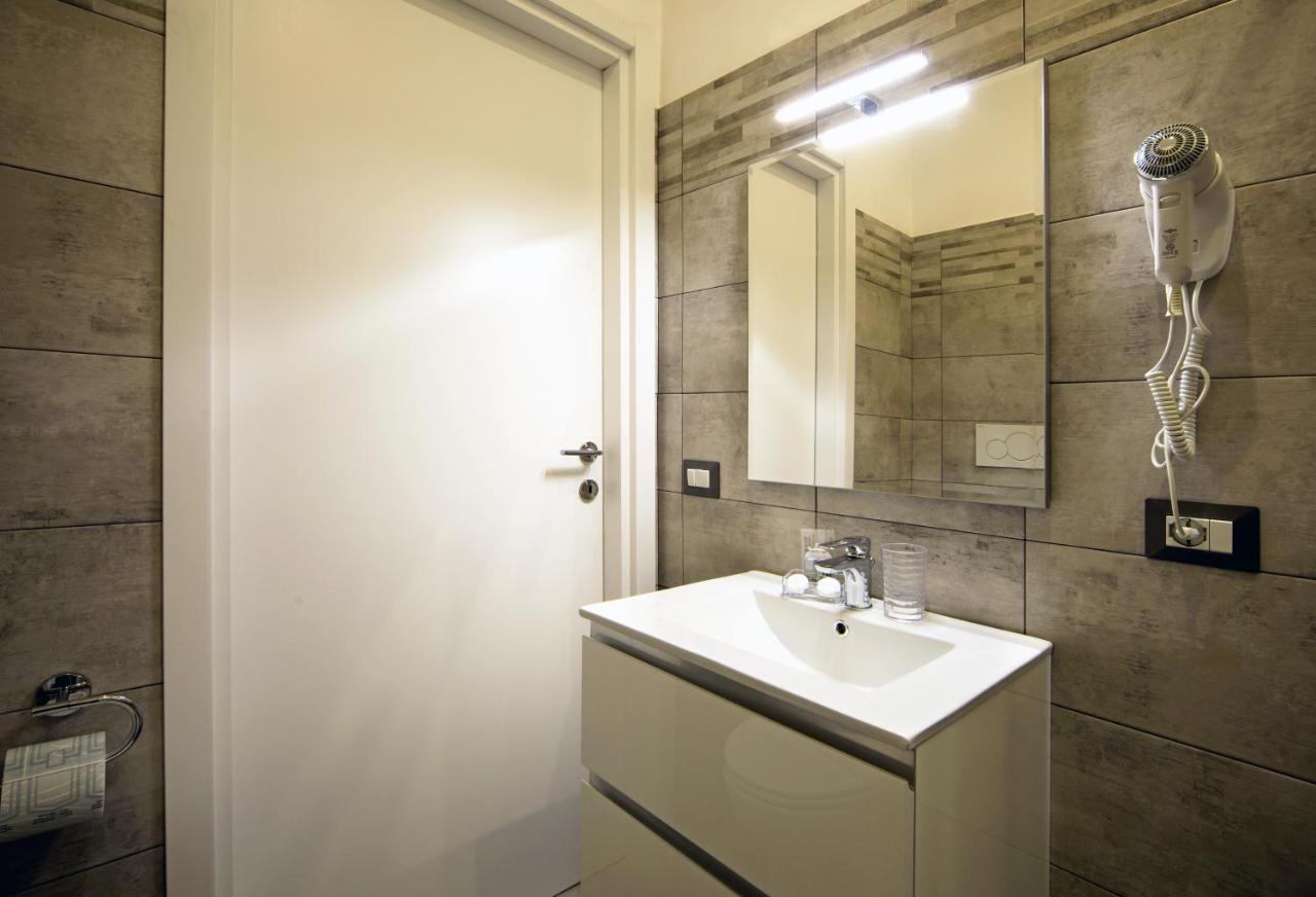 Residenza Tupini, S.Pietro Suites Roma Esterno foto